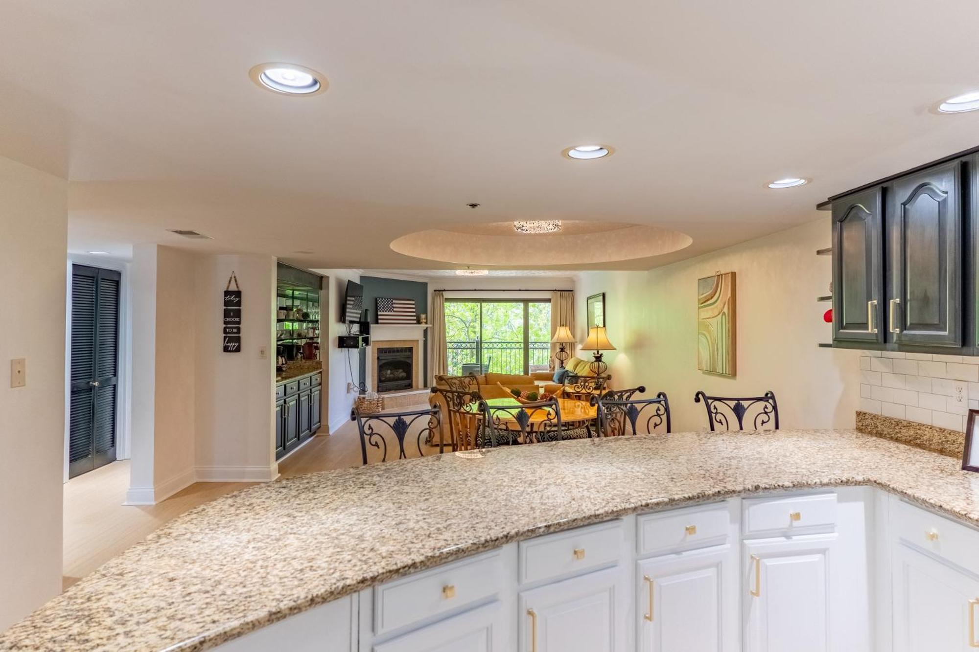 Luxurious Condo, Pool, Fireplace, Hiking Gatlinburg Esterno foto