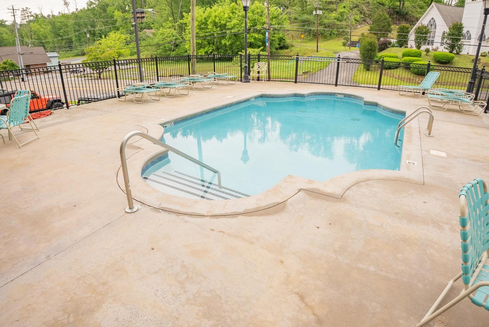 Luxurious Condo, Pool, Fireplace, Hiking Gatlinburg Esterno foto
