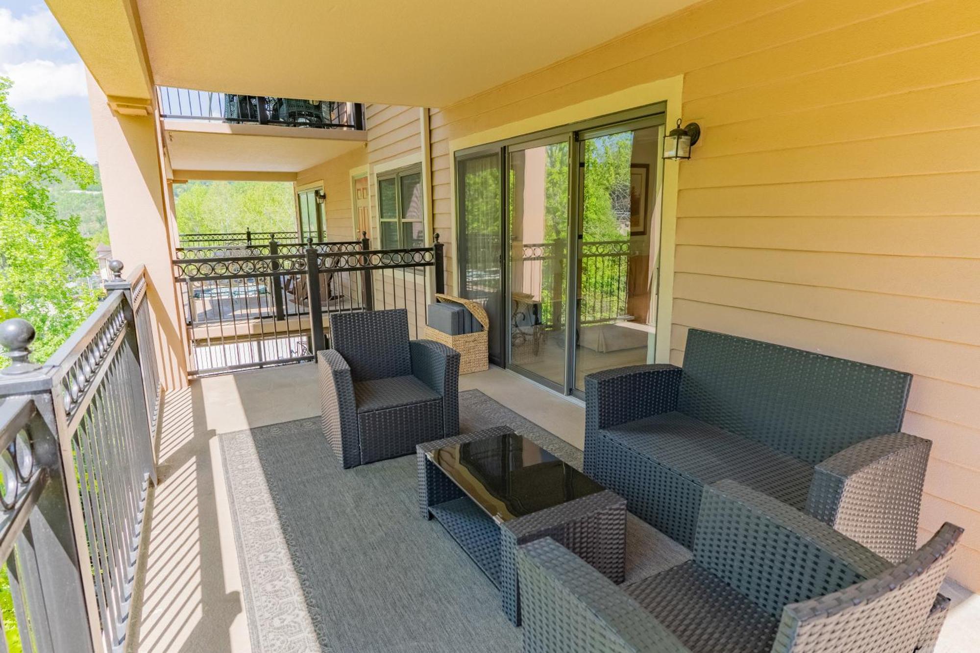 Luxurious Condo, Pool, Fireplace, Hiking Gatlinburg Esterno foto