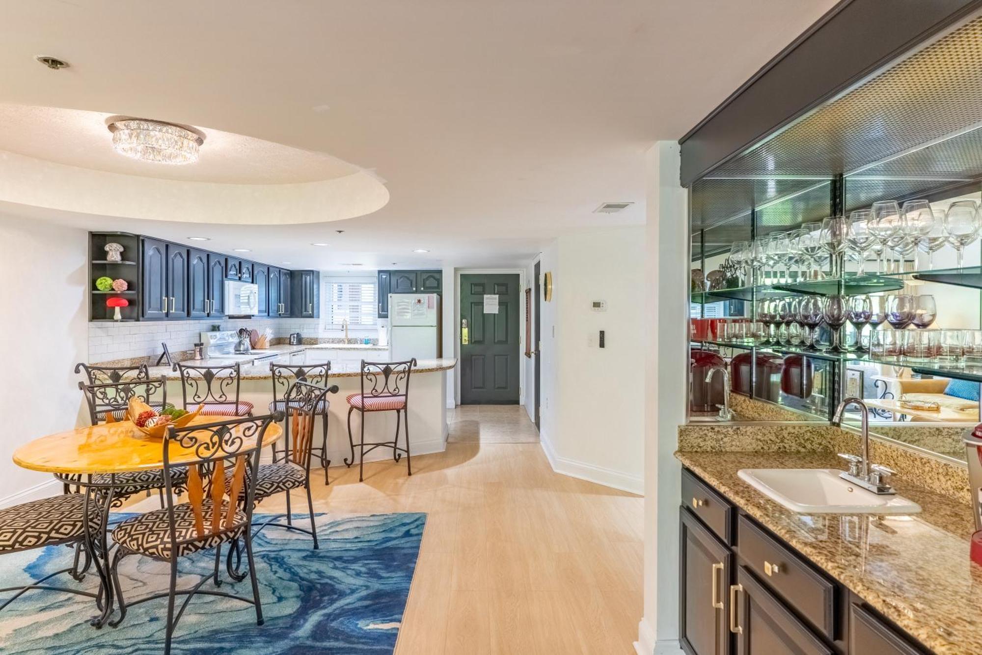 Luxurious Condo, Pool, Fireplace, Hiking Gatlinburg Esterno foto