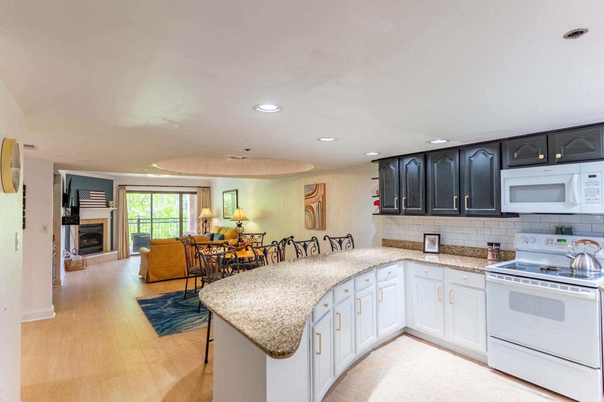 Luxurious Condo, Pool, Fireplace, Hiking Gatlinburg Esterno foto